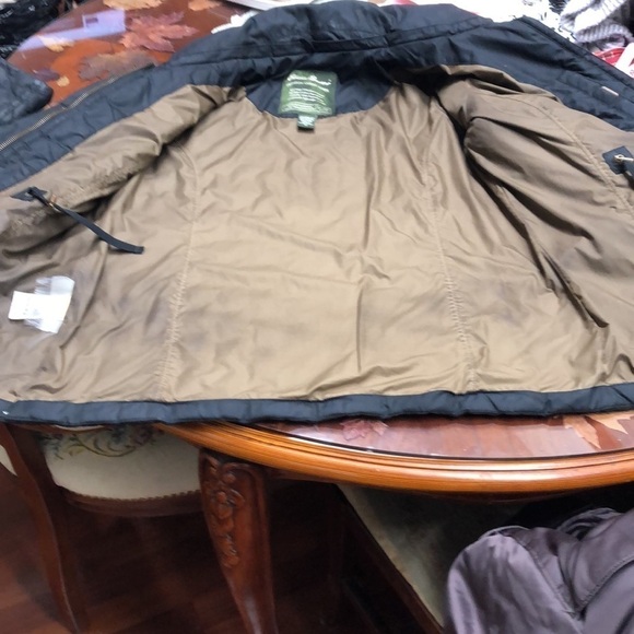 Eddie Bauer down puffy coat - Picture 10 of 11